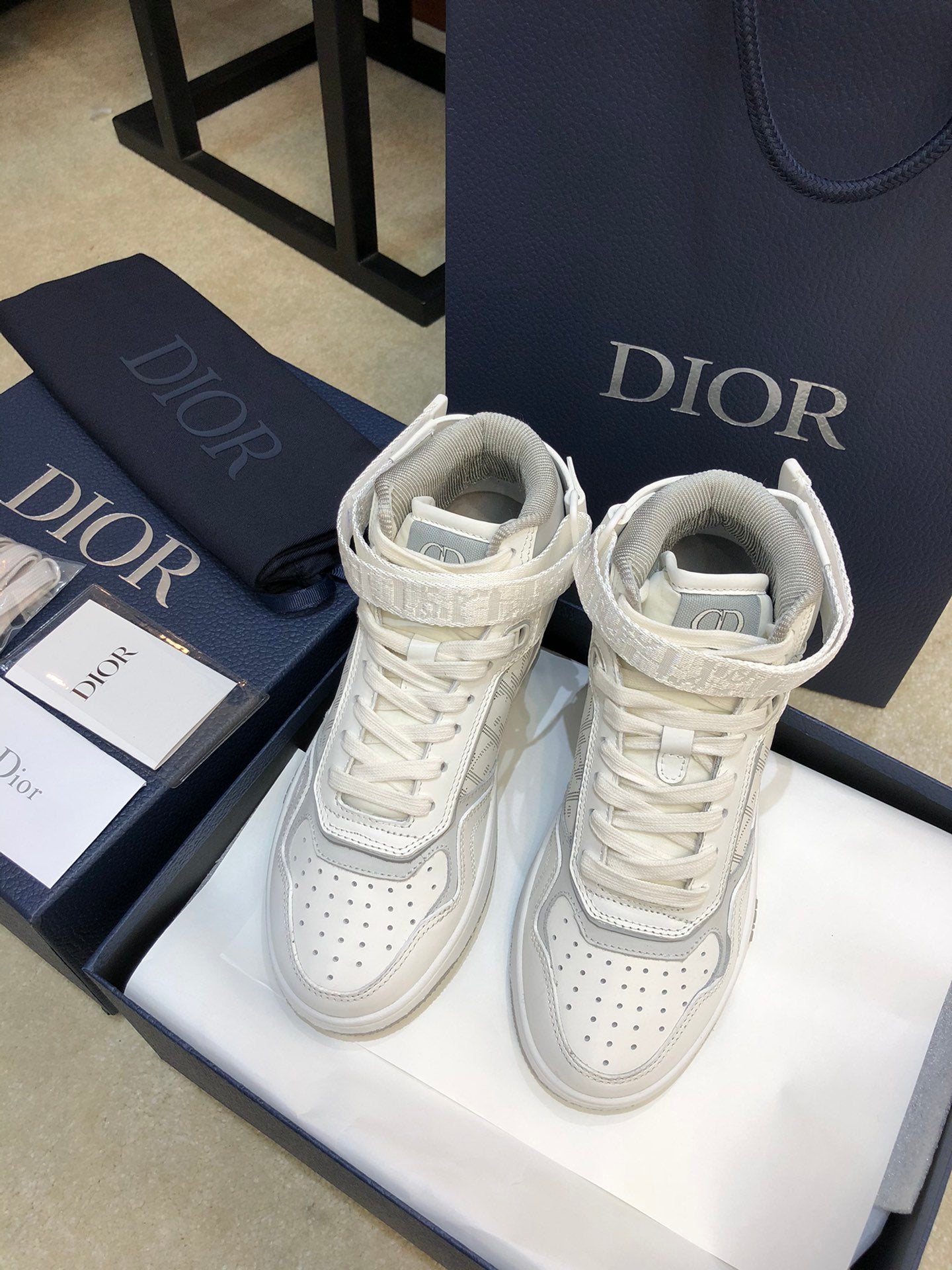 CHD Sneakers High