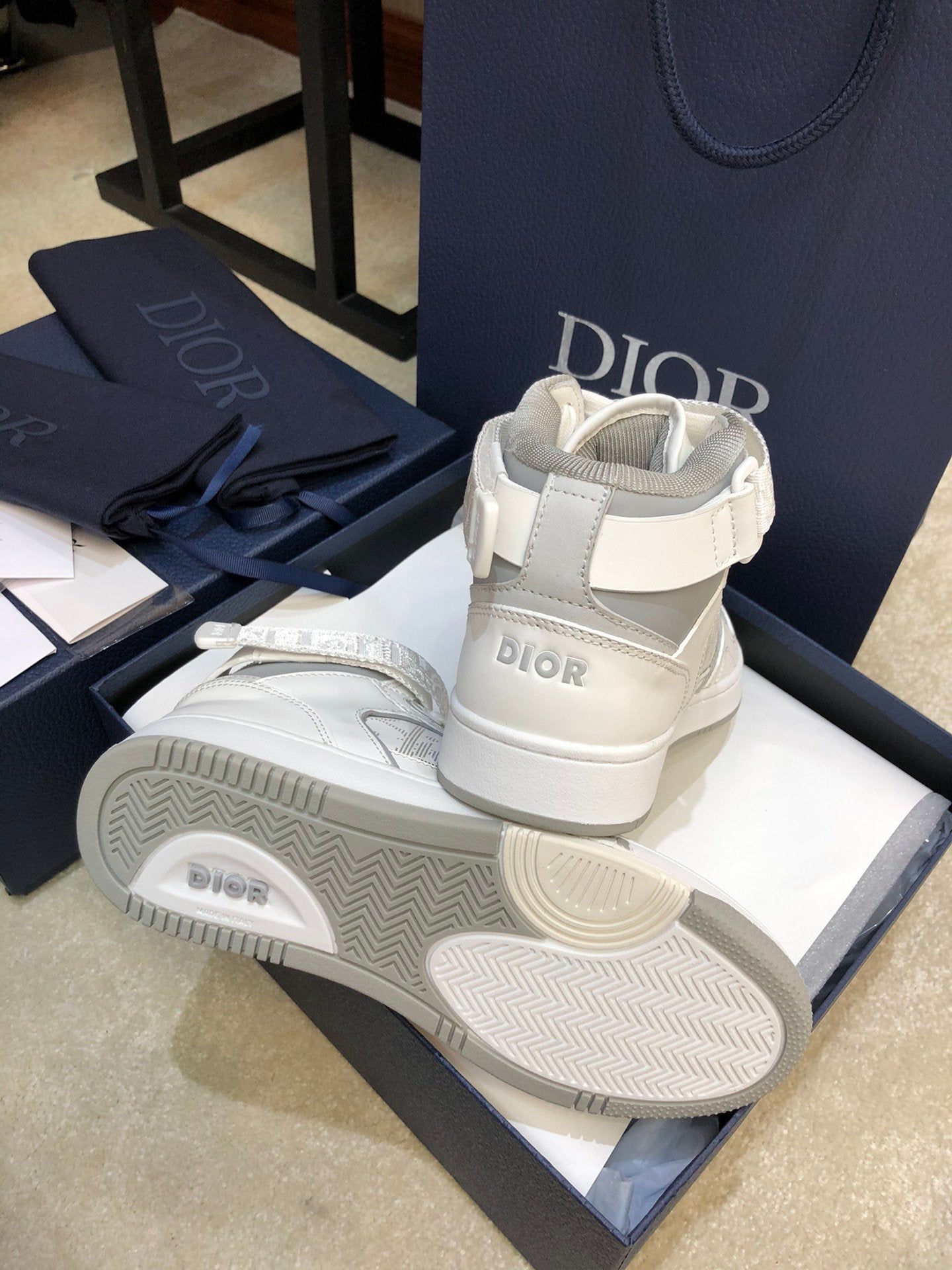 CHD Sneakers High