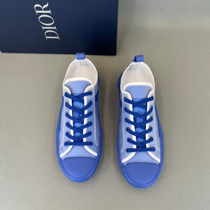 CHD  Sneakers