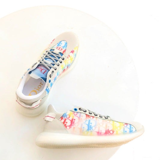 CHD Sneakers Run Away