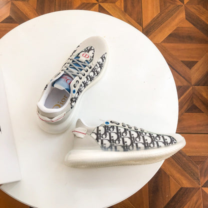 CHD Sneakers Run Away