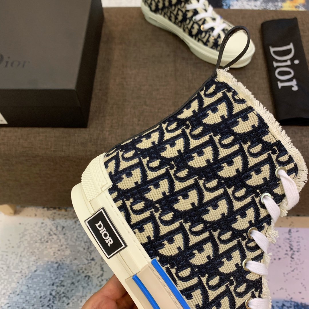 CHD Sneakers High Top Oblique
