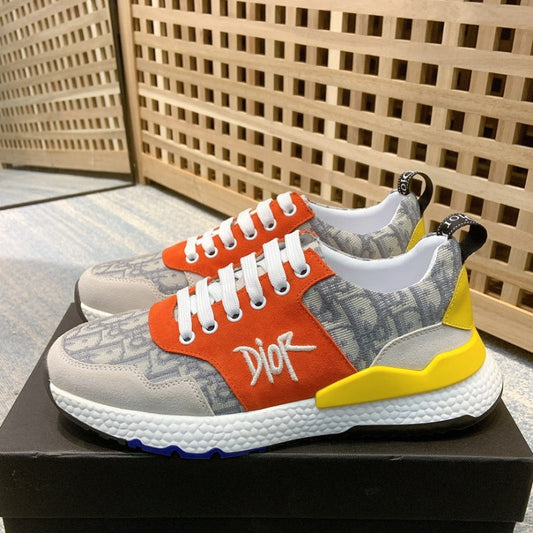 CHD Sneakers Run Away