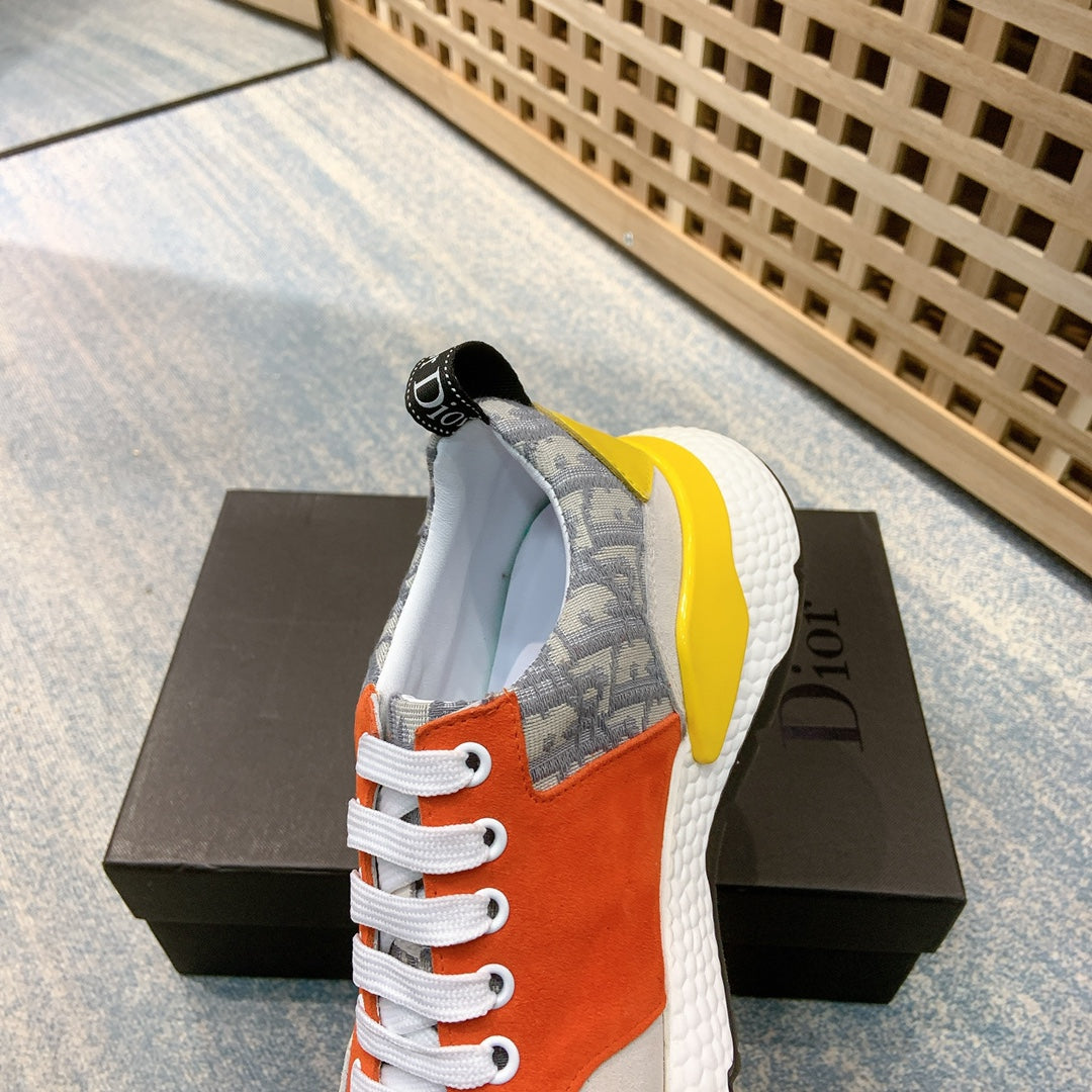 CHD Sneakers Run Away