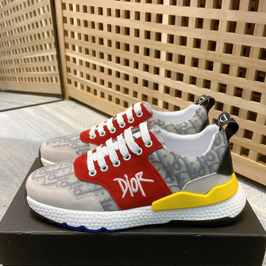 CHD Sneakers Run Away