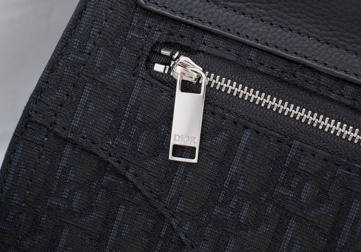 CHD Bag Oblique Messenger 2 Color's