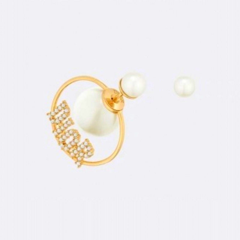 CHD   Earring