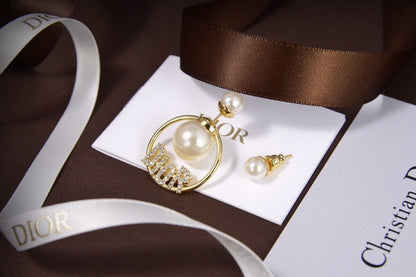 CHD   Earring