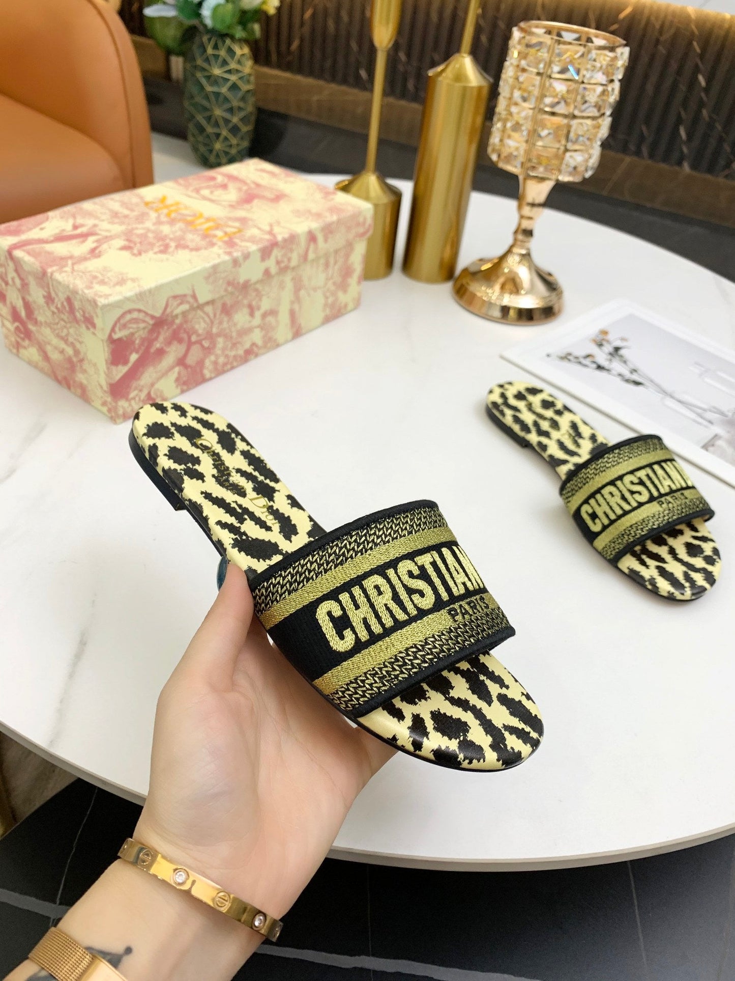 CHD Slippers  Slide Lamour