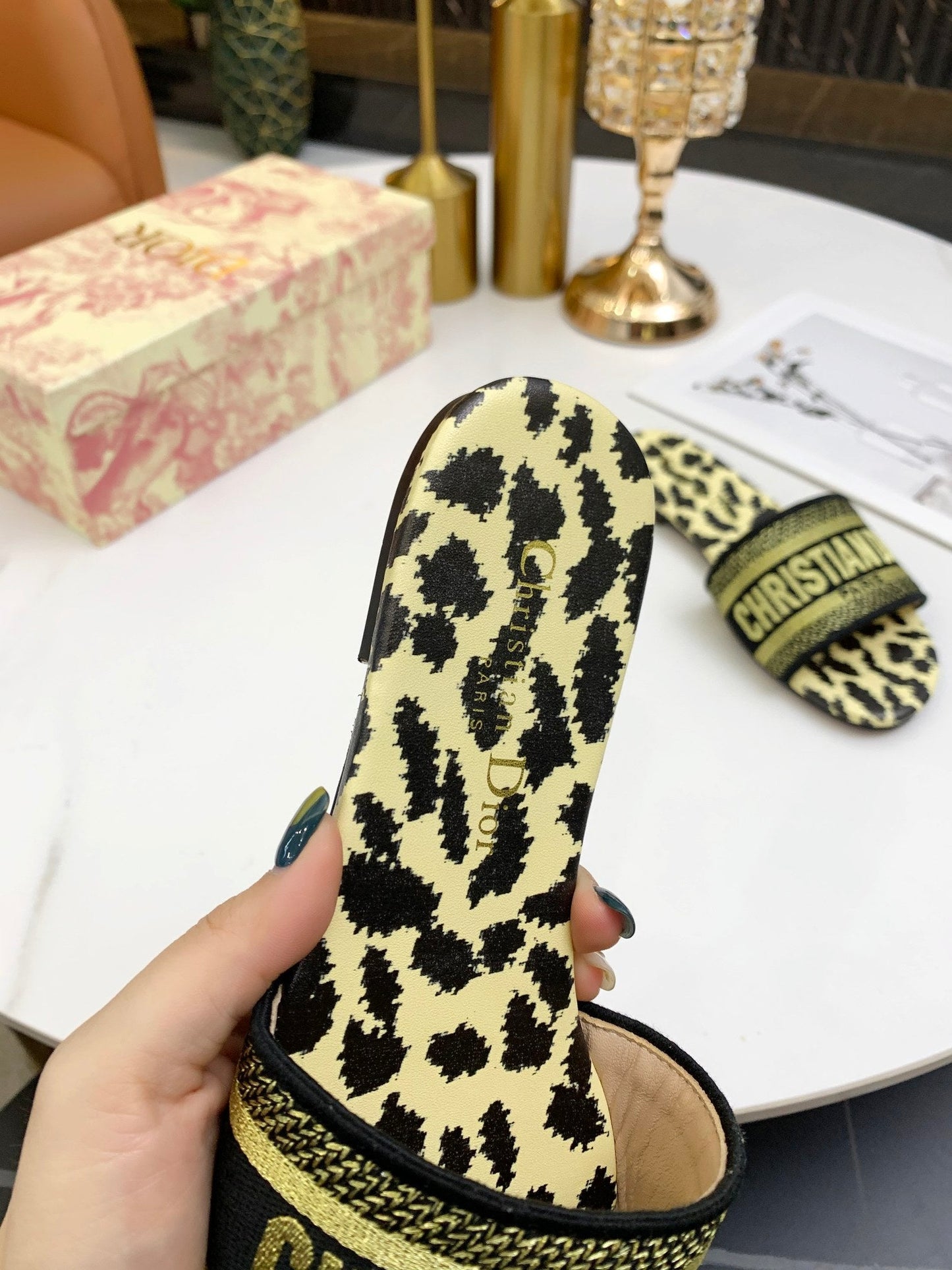 CHD Slippers  Slide Lamour