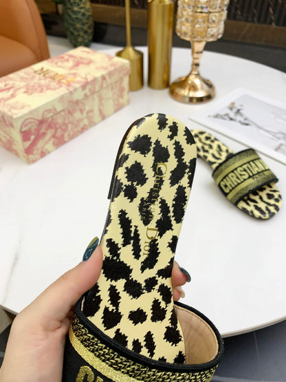 CHD Slippers  Slide Lamour