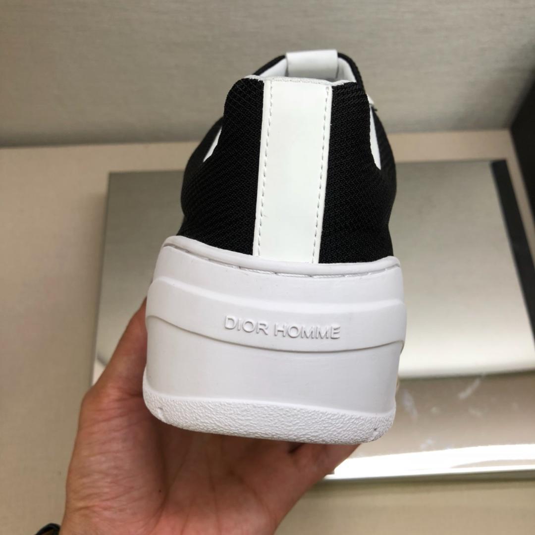 CHD  Sneakers