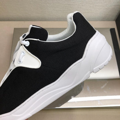 CHD  Sneakers