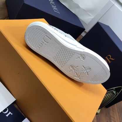 CHD Sneakers
