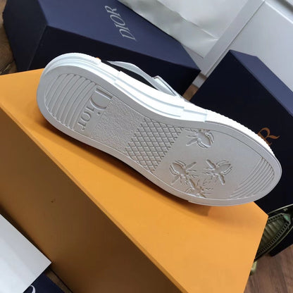 CHD Sneakers