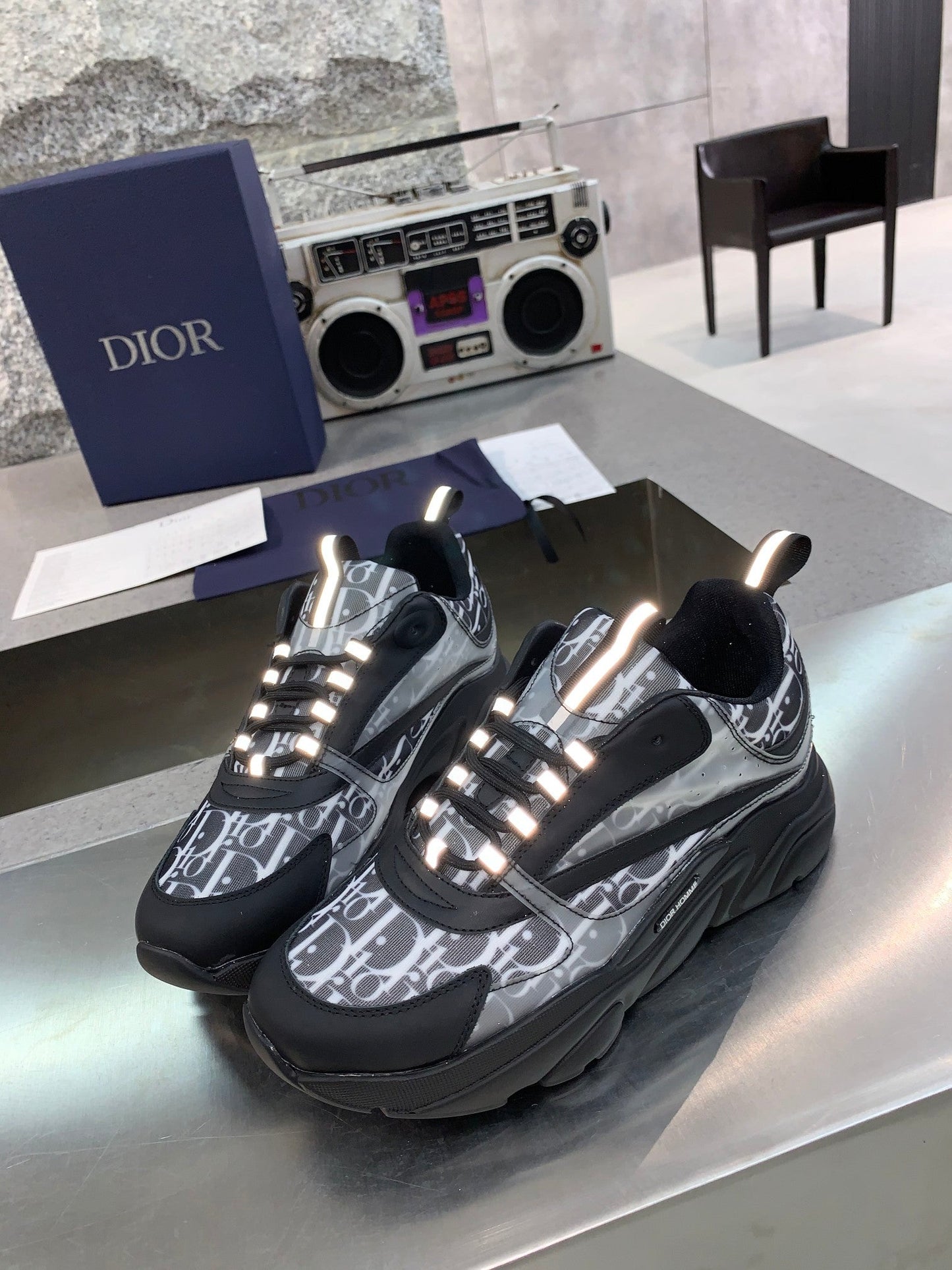 CHD Sneakers Run Away Black