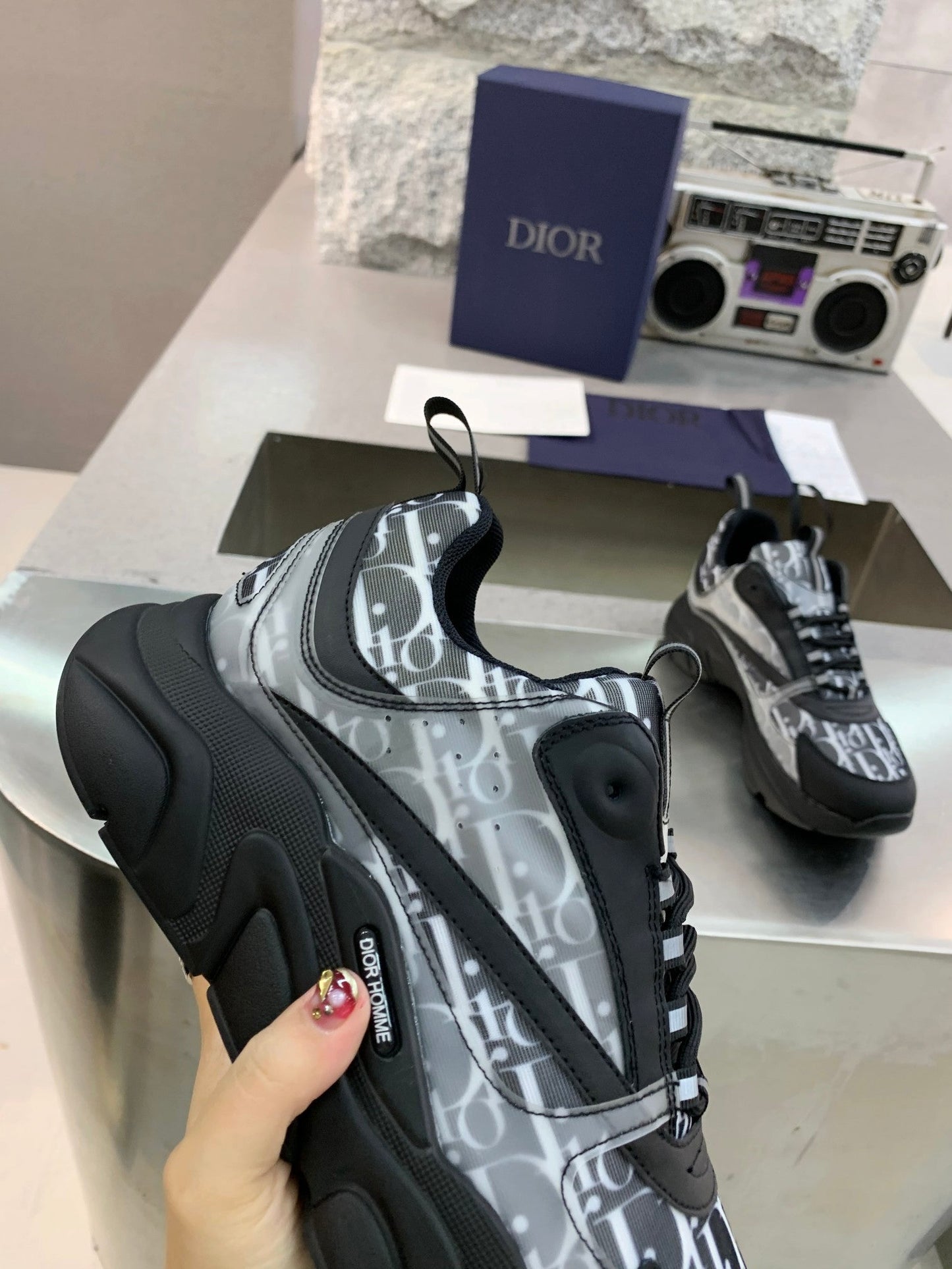 CHD Sneakers Run Away Black