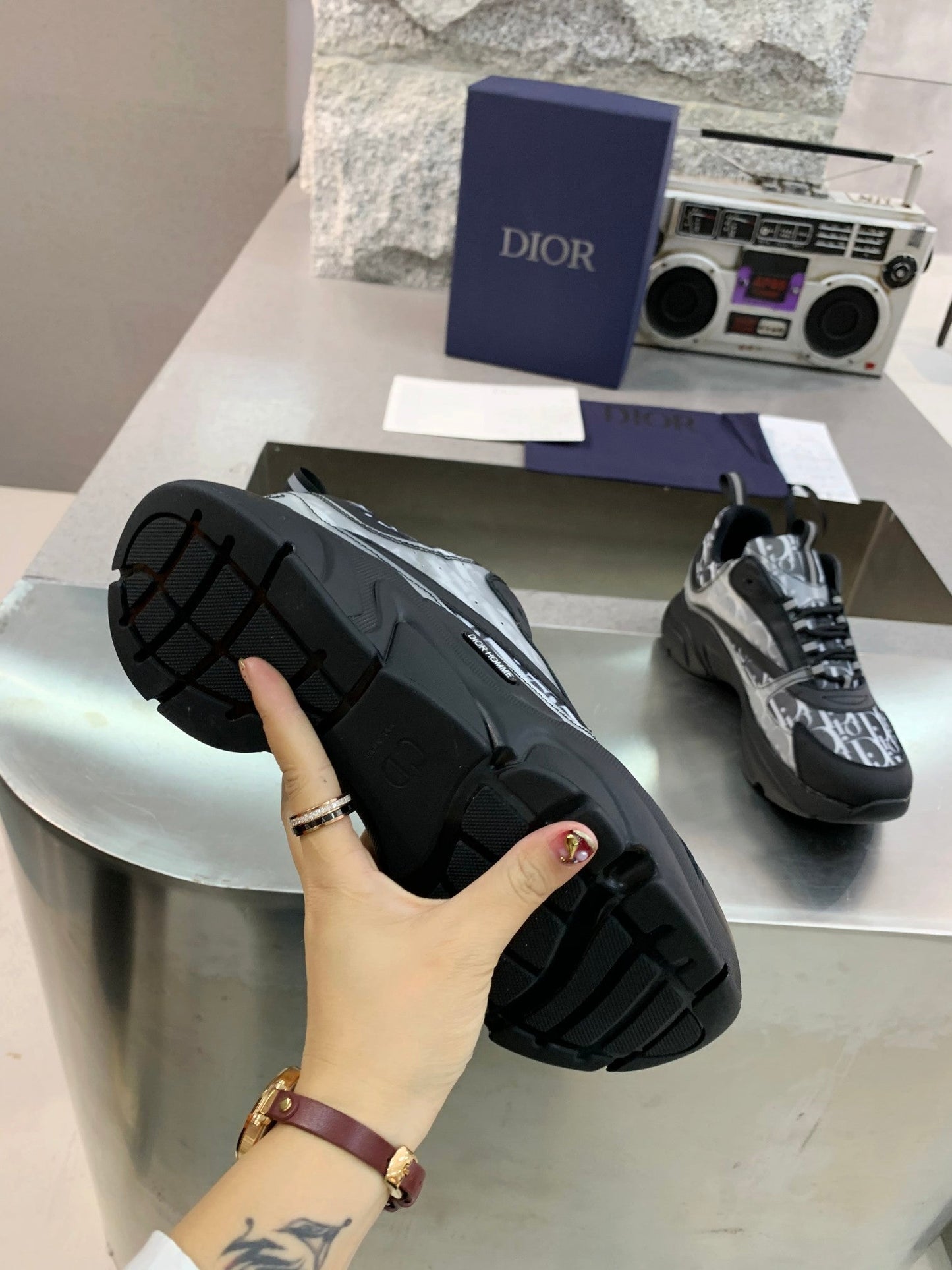CHD Sneakers Run Away Black