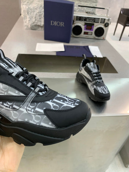 CHD Sneakers Run Away Black