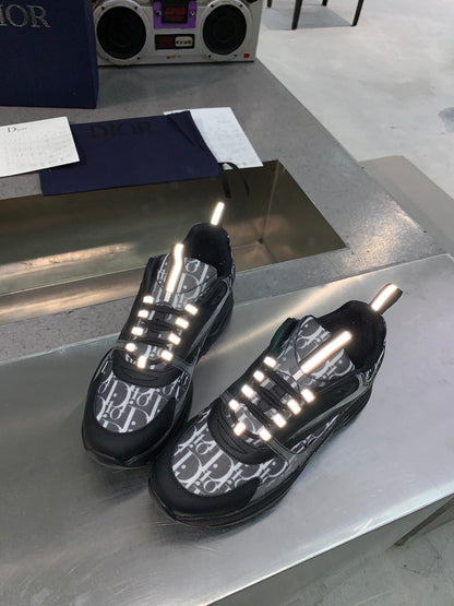 CHD Sneakers Run Away Black