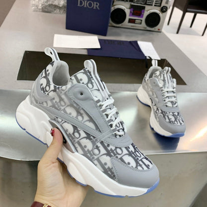 CHD Sneakers Run Away White