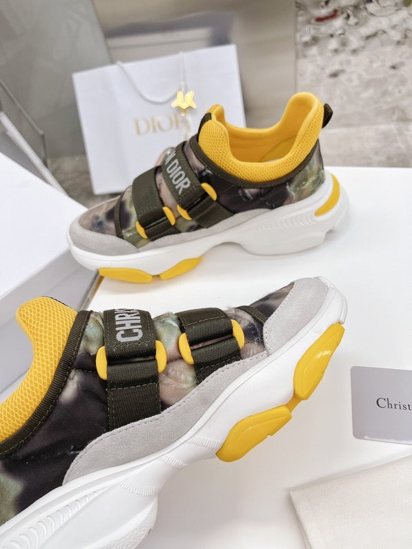 CHD Sneakers Woman 2 Color 's Wander