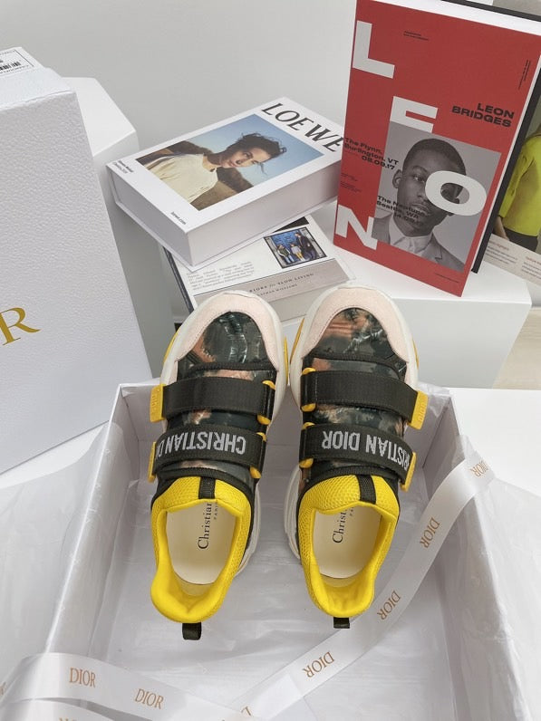 CHD Sneakers Woman 2 Color 's Wander