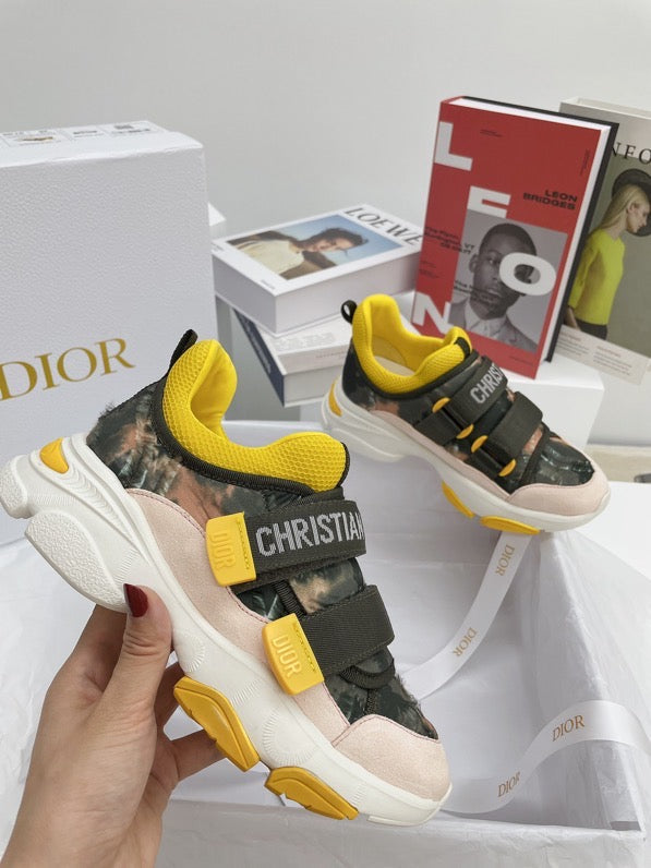 CHD Sneakers Woman 2 Color 's Wander