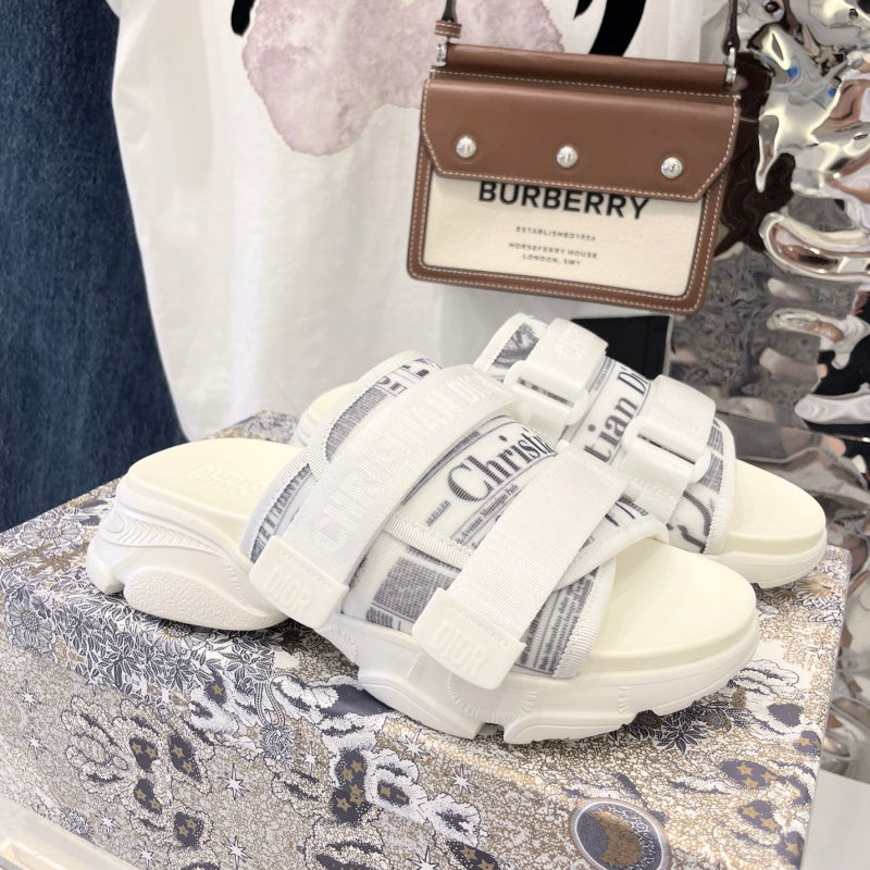 CHD Slippers  Sandals    2 Color 's