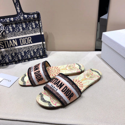 CHD  Slippers