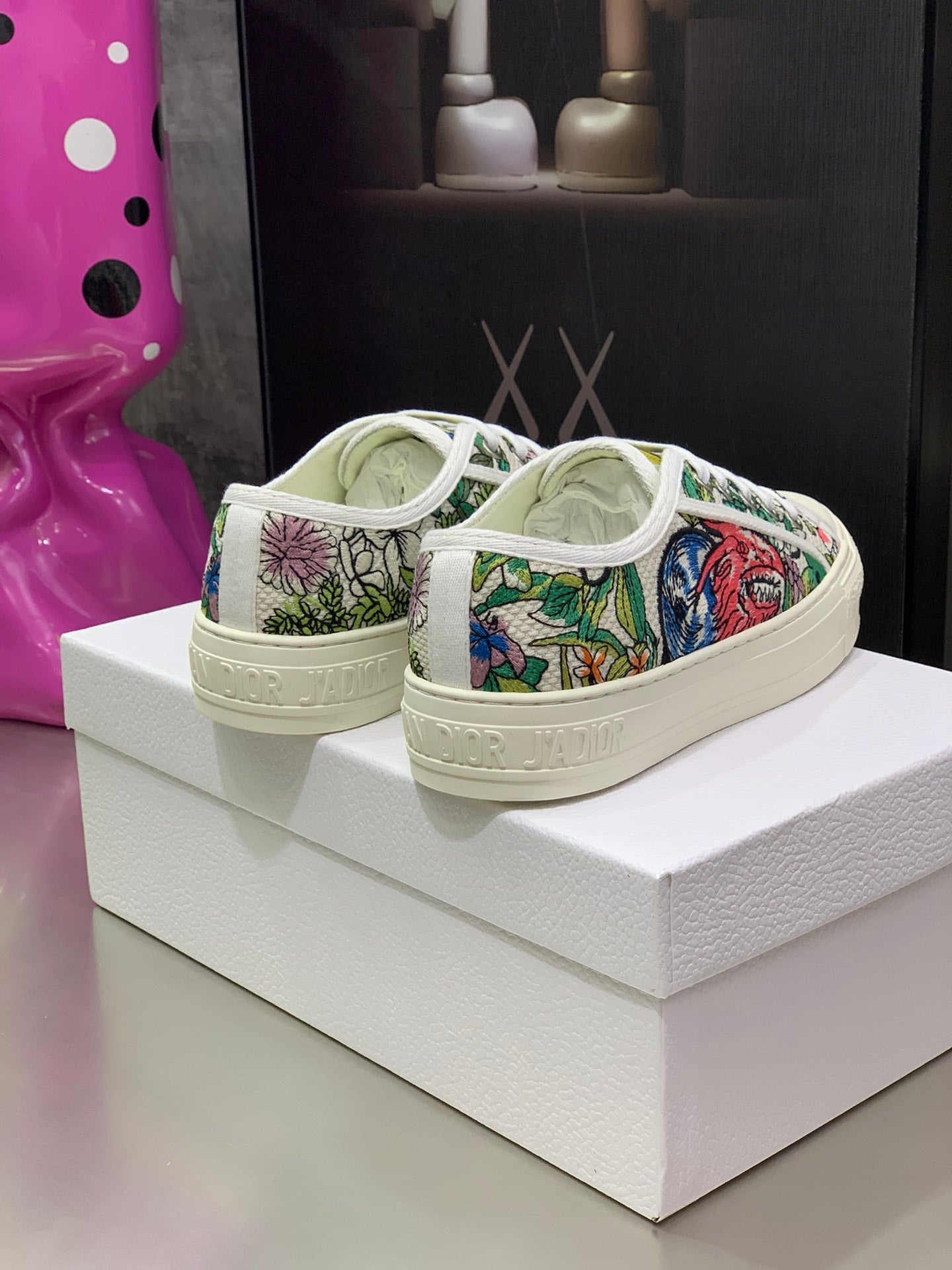 CHD Sneakers