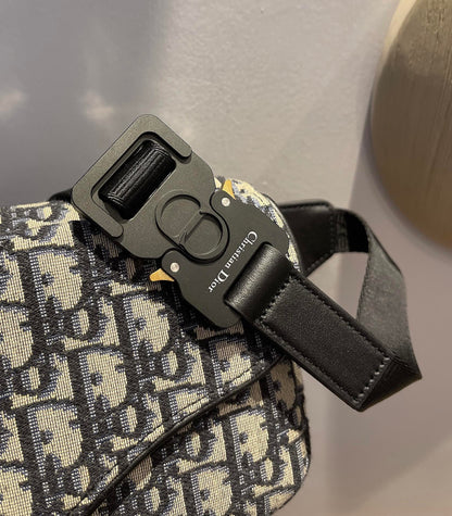 CHD Saddle Belt Bag Mono 2 Color 's