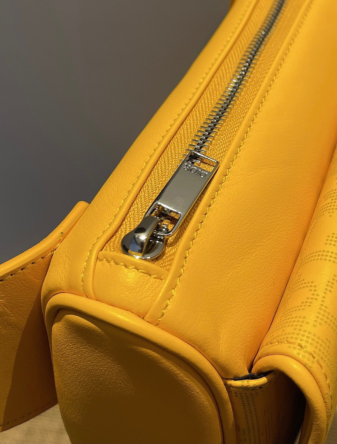 CHD Saddle Belt Bag Mono 2 Color 's
