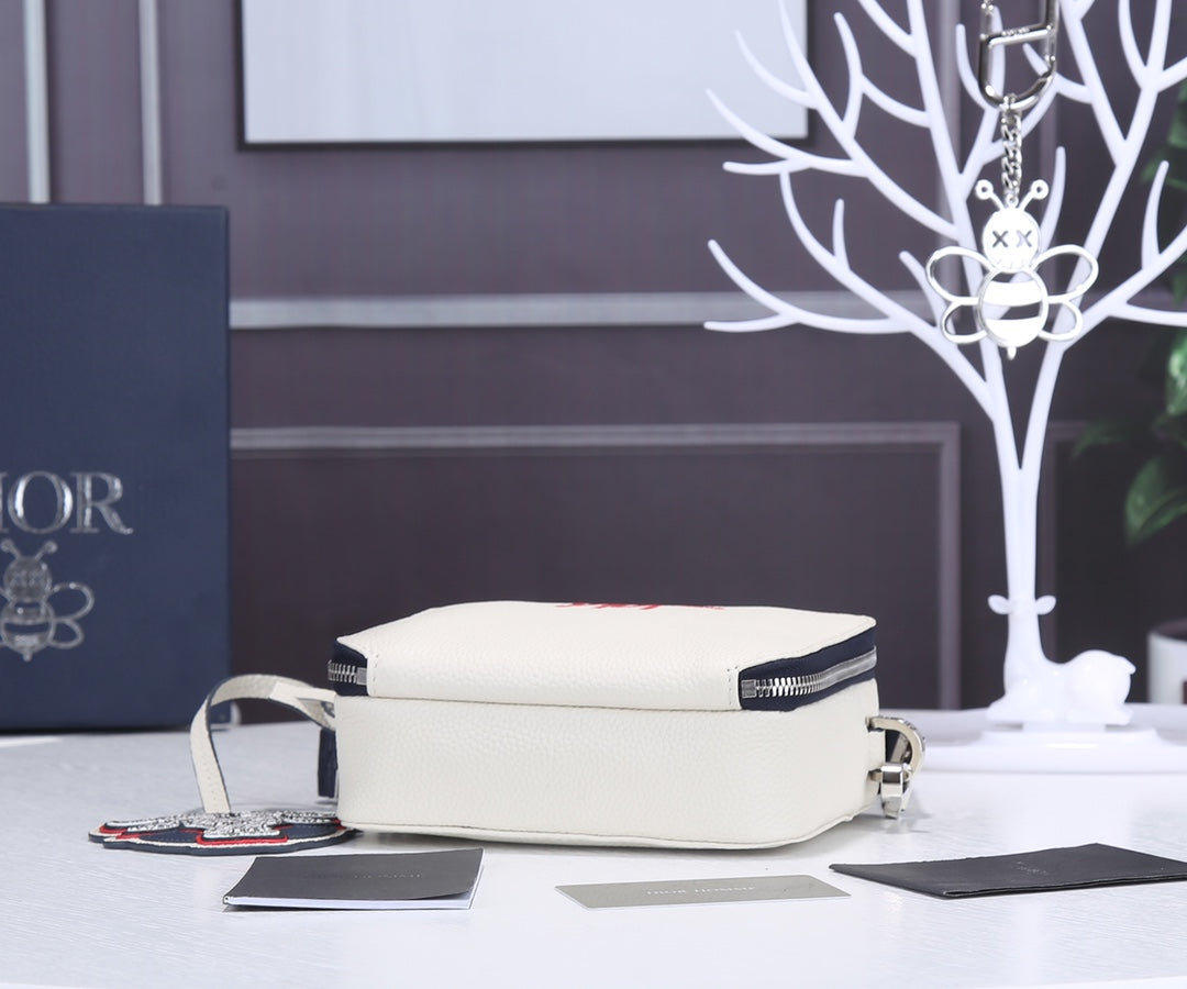 CHD Bag Messenger White  18 cm
