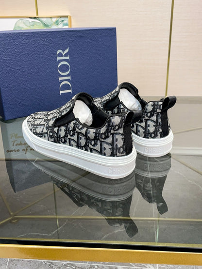 CHD Sneakers Slip on