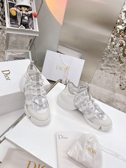 CHD  Sneakers White