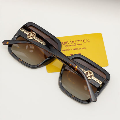 LU Sunglasses 4 Color 's