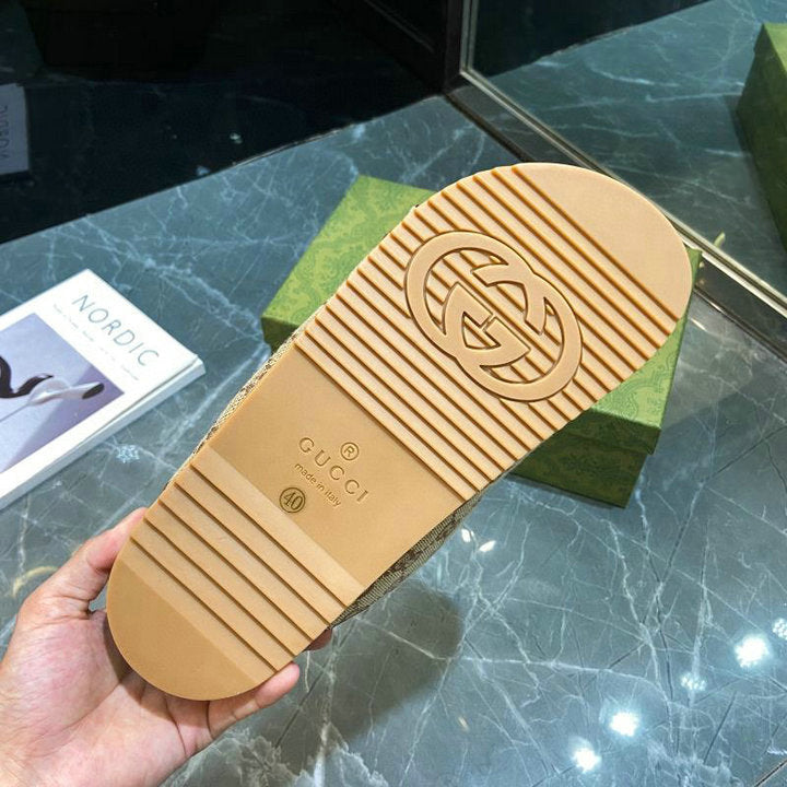 GU Slippers Slide 2 Color 's