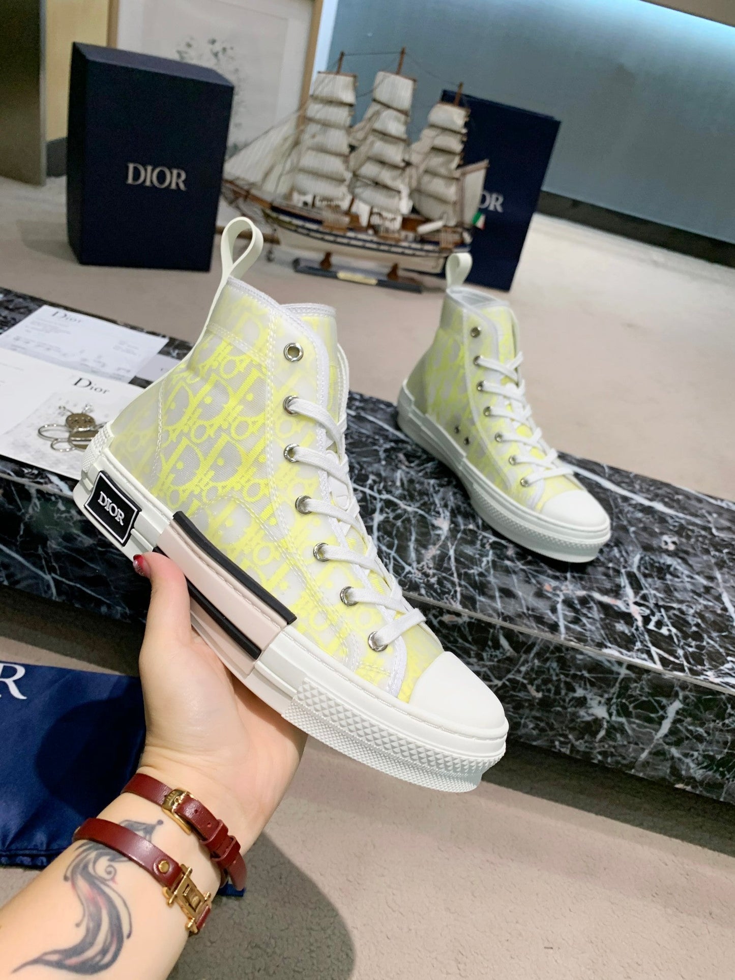 CHD Sneakers Oblique High B23