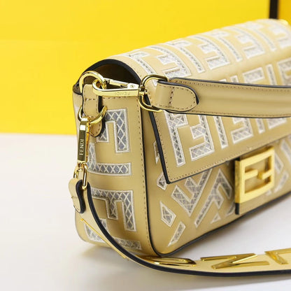 FEN  Bag Handbag Baguette
