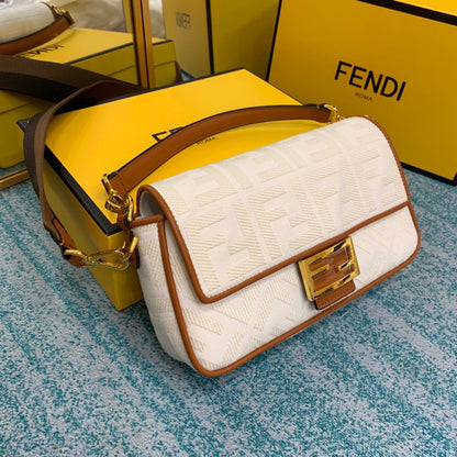 FEN  Baguette Bag Handle 28 cm