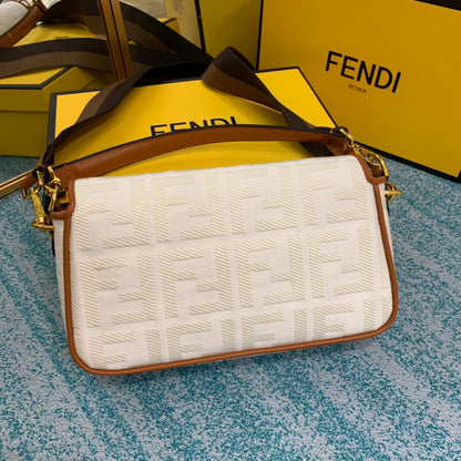 FEN  Baguette Bag Handle 28 cm