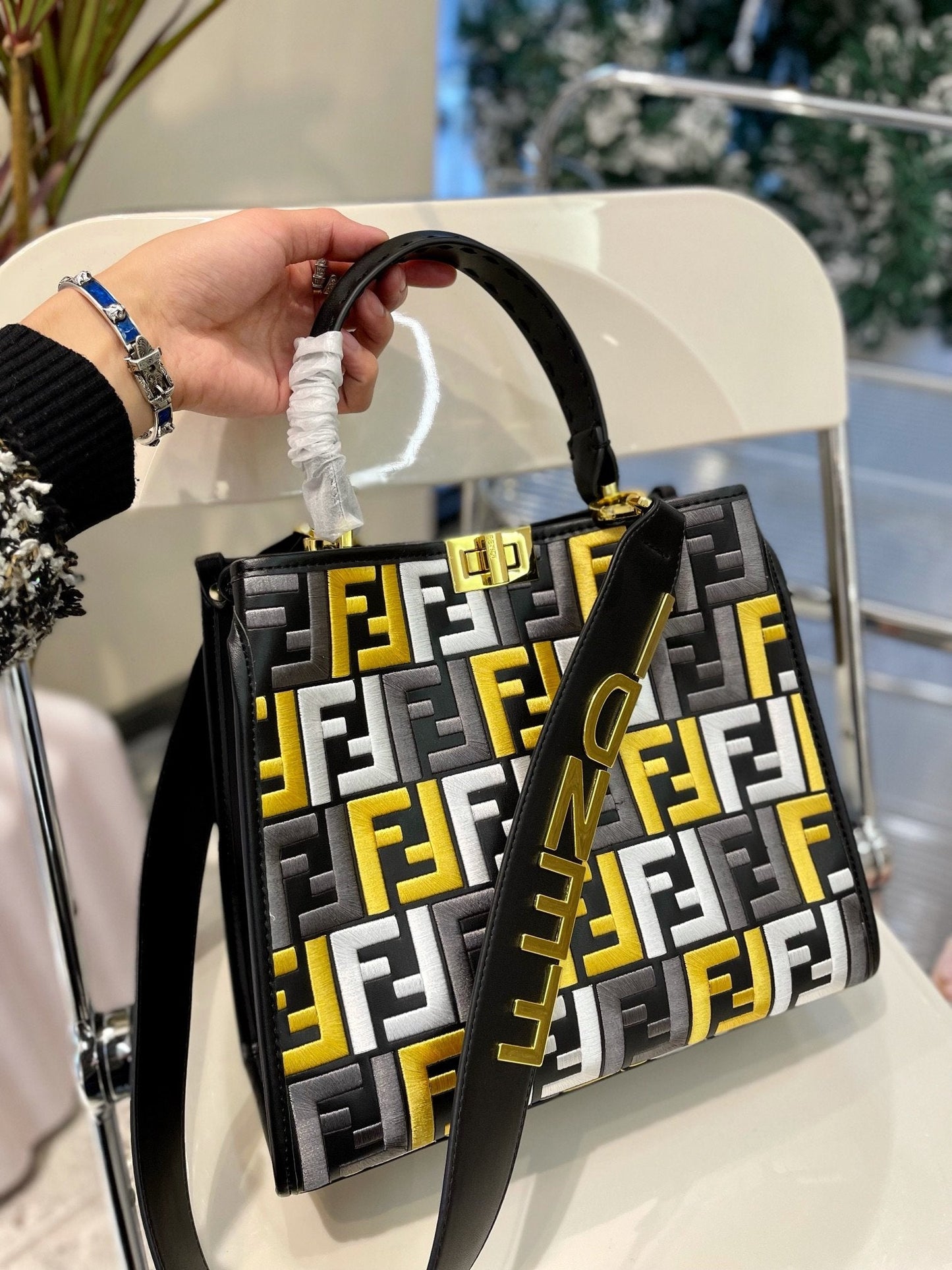 FEN Shopping  Bag Handbag 2 Color s 30 cm