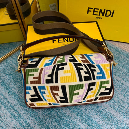 FEN Baguette Bag Handle 26 cm