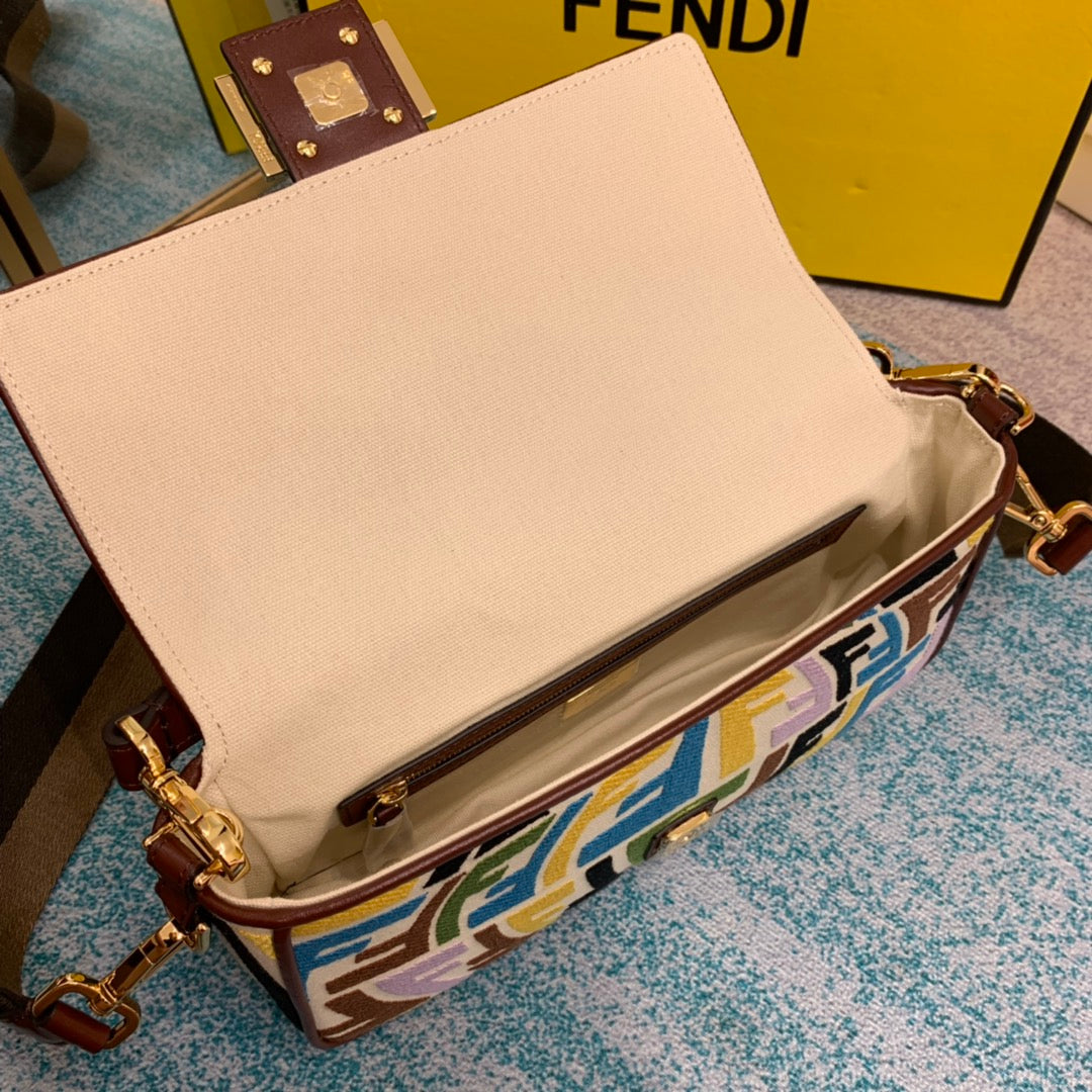 FEN Baguette Bag Handle 26 cm