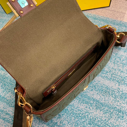 FEN Baguette Bag Handle 26 cm