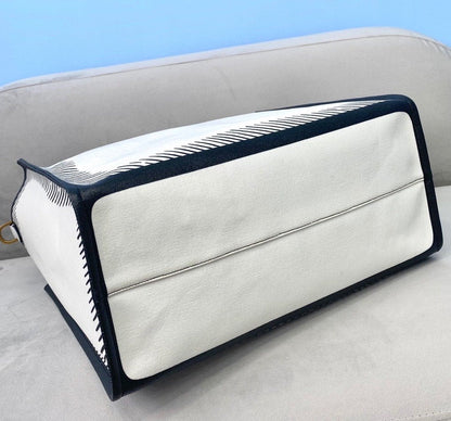 Fen Tote Bag
