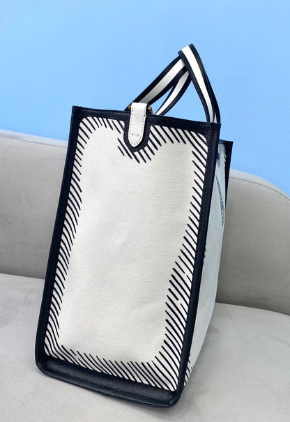 Fen Tote Bag