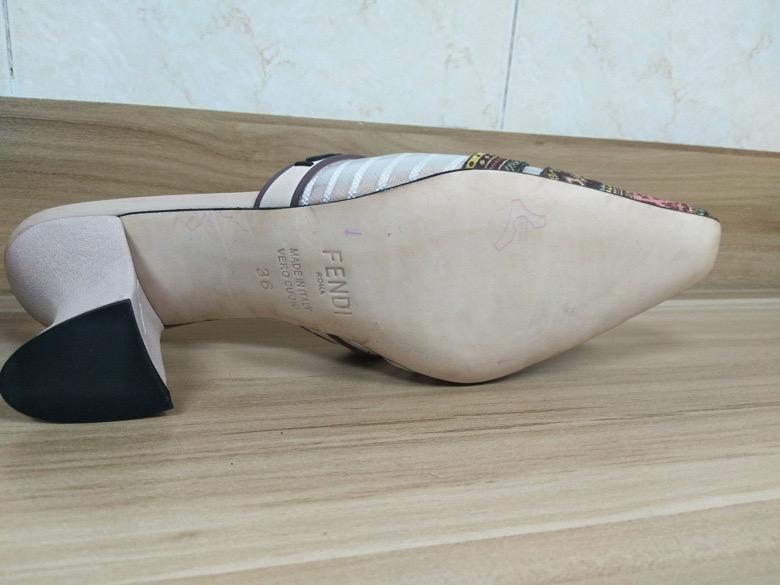 Fen Mule White Shoes