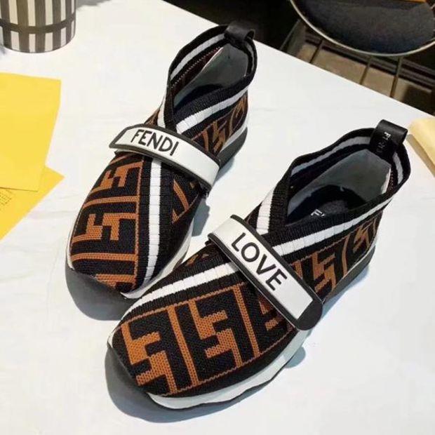 Fen Sneakers 2 Colors Q